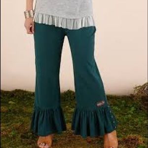Matilda Jane women’s ruffle pants